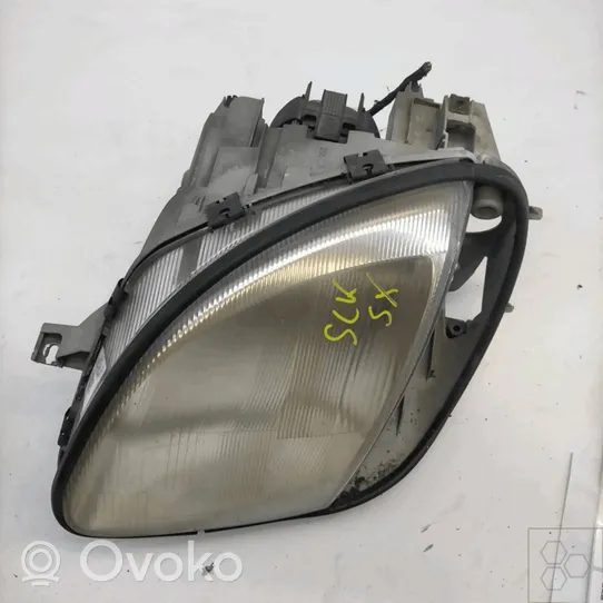 Mercedes-Benz SLK R170 Lampa przednia A1708202361