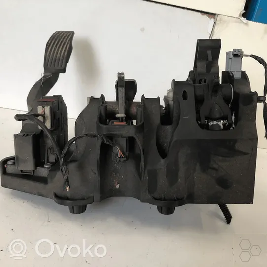 Fiat Stilo Assemblage pédale 71779160