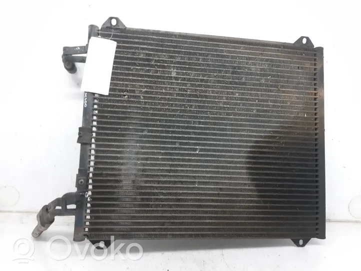 Audi A2 Jäähdyttimen lauhdutin (A/C) 8Z0260403F