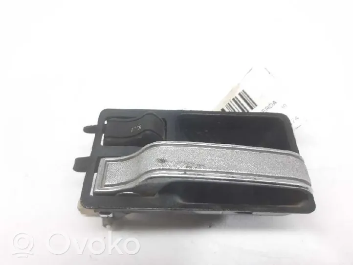 Jeep Cherokee Klamka wewnętrzna drzwi przednich 55000871