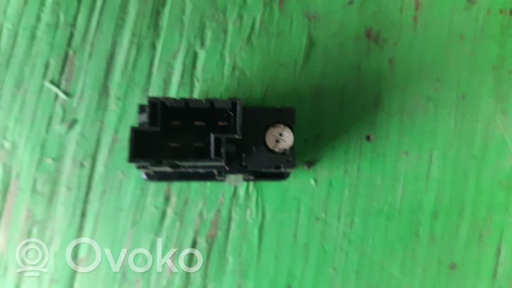 Volvo 850 Włącznik świateł przeciwmgielnych  9128269