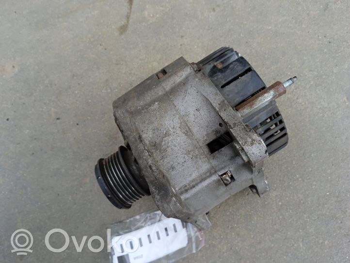 Volkswagen Golf IV Generatore/alternatore SG12B090