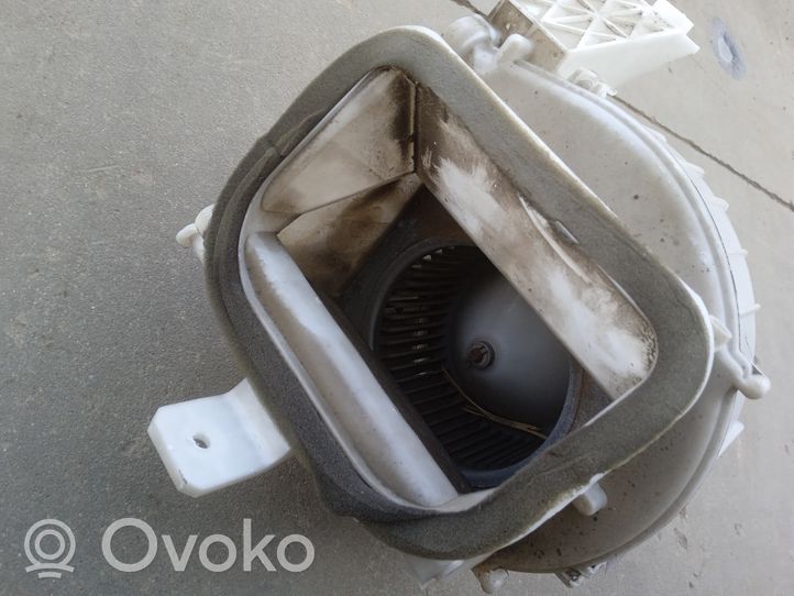 Mazda 323 Mazā radiatora ventilators 