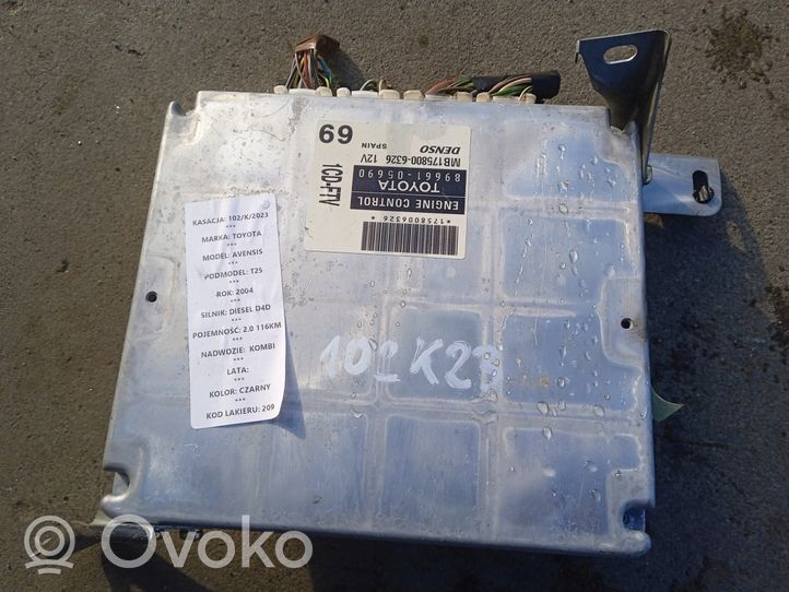 Toyota Avensis T250 Unité de commande, module ECU de moteur 8966105690