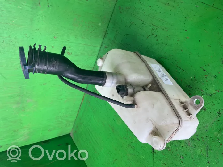 Volvo S70  V70  V70 XC Windshield washer fluid reservoir/tank 9190695