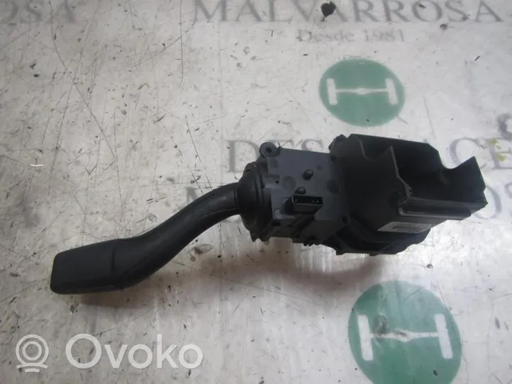 Seat Exeo (3R) Ручка поворотов/ фонарей 4E0953513K4PK