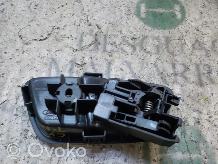 Ford Fiesta Klamka wewnętrzna drzwi tylnych 1579293