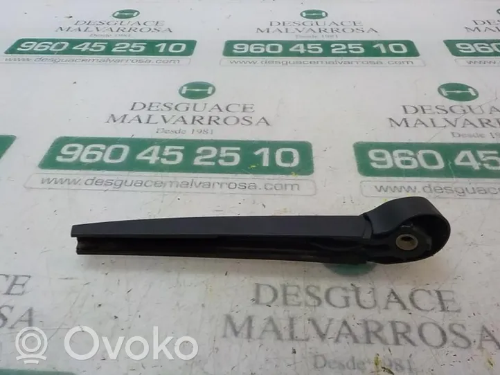 Seat Arona Takalasinpyyhkimen sulan varsi 6R6955707B