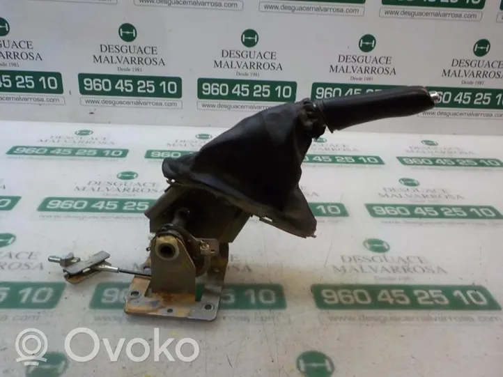 Land Rover Freelander 2 - LR2 Leva di rilascio del freno a mano LR008519