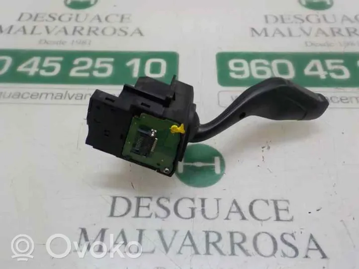 Ford Focus C-MAX Leva indicatori 1883869