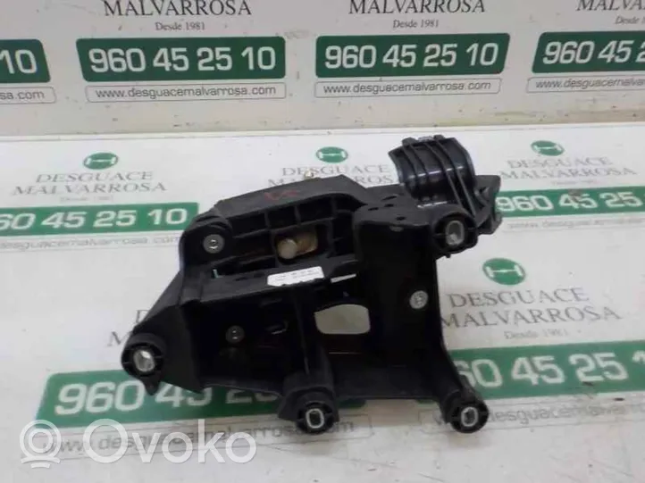 Ford Focus C-MAX Drążek zmiany biegów 1948723