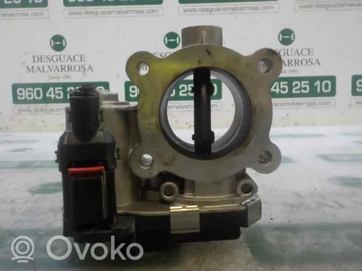 Opel Mokka X Throttle body valve 55570009