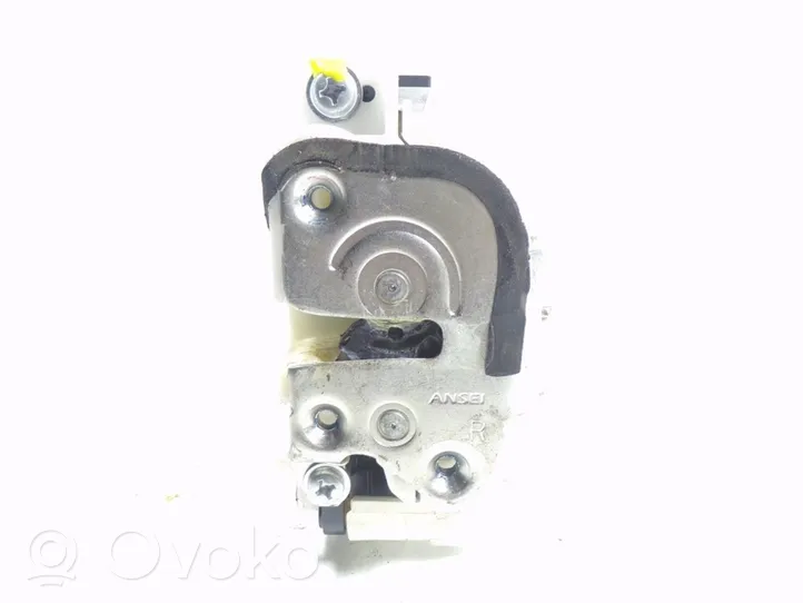 Mitsubishi Outlander Rear door lock 5808A027