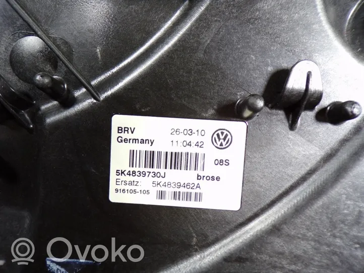 Volkswagen Golf SportWagen Manualny podnośnik szyby drzwi przednich 5K4839462