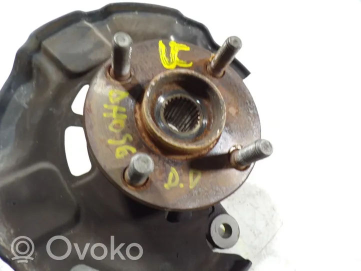 Toyota iQ Etupyörän navan laakerikokoonpano 4321174010