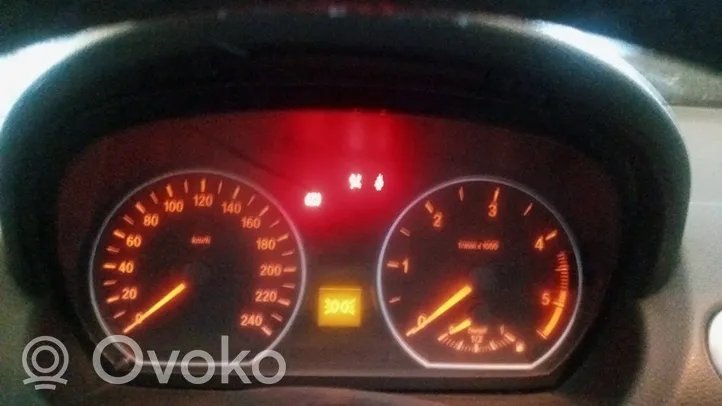 BMW 1 E82 E88 Compteur de vitesse tableau de bord 62109283801