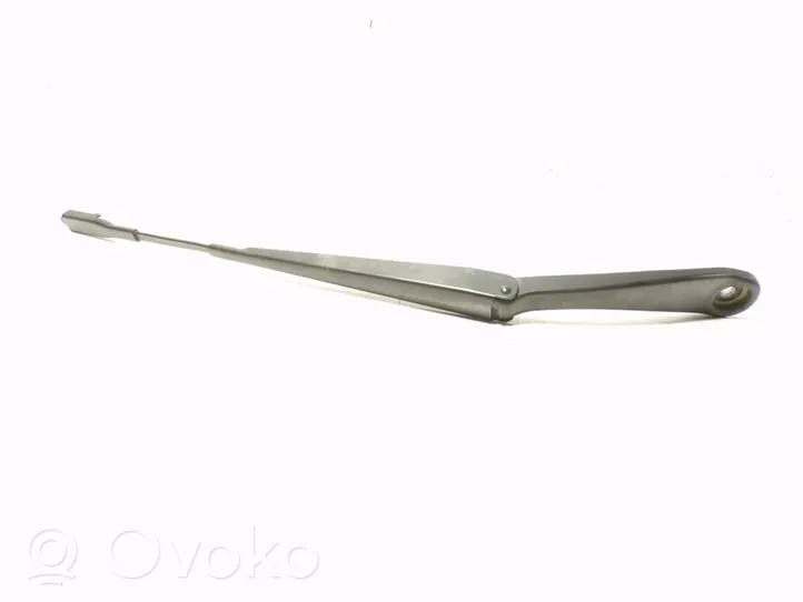 Infiniti Q30 Braccio della spazzola tergicristallo anteriore 288815DF0A