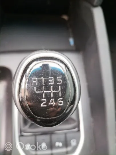 Hyundai Santa Fe Asta della leva del cambio 43700S1110