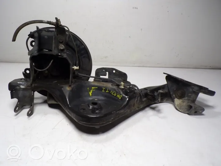 Nissan Qashqai+2 Pivot de moyeu arrière 55502JD00A