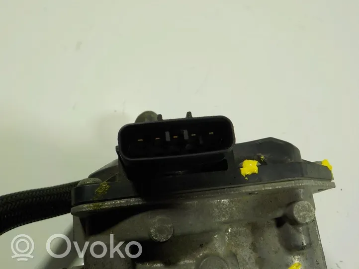 Toyota Auris E180 EGR-venttiili 2580033011