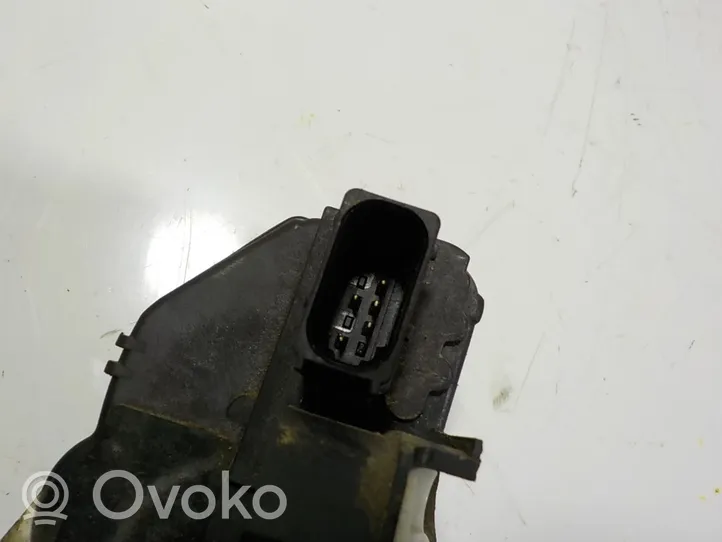 Opel Mokka Front door lock 13579523