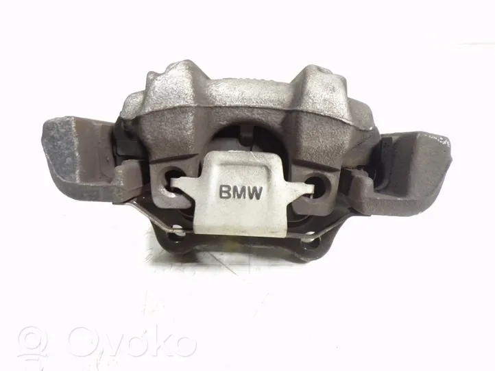 BMW 1 F20 F21 Supporto della pinza del freno posteriore 34216850852