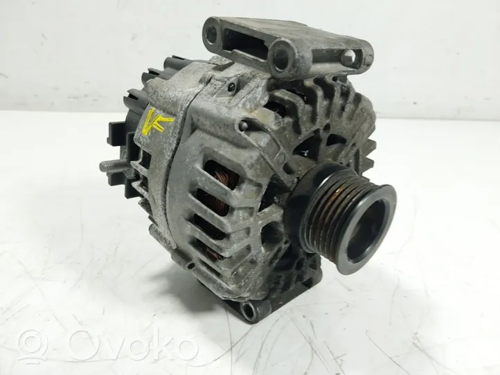 Mercedes-Benz Vito Viano W447 Generatore/alternatore A0009067702