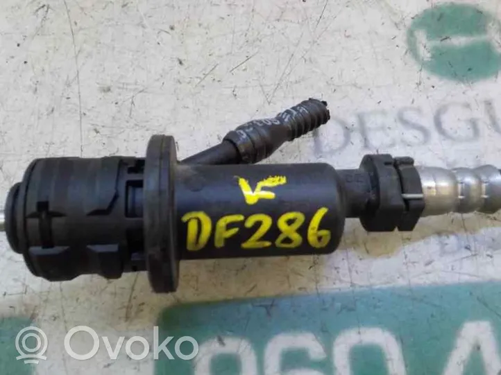 Mercedes-Benz A W176 Główny cylinder sprzęgła A2462900112