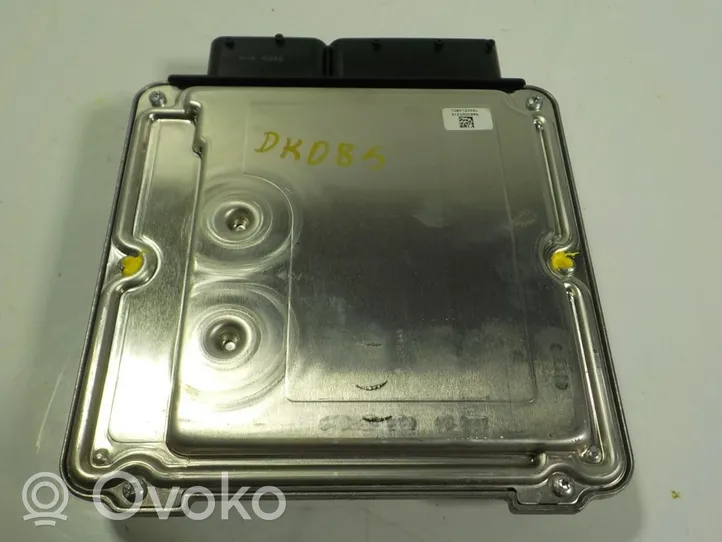 Audi A5 Sportback 8TA Sterownik / Moduł ECU 8R0990990A