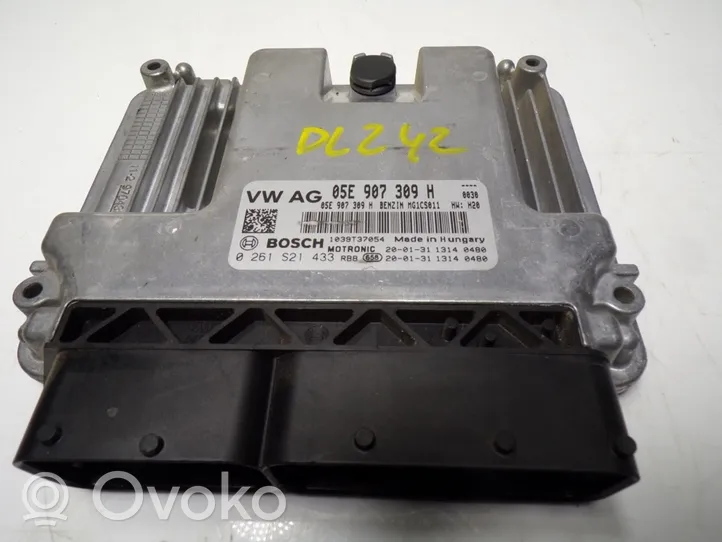 Audi A3 8Y Sterownik / Moduł ECU 05E906018AS8V0