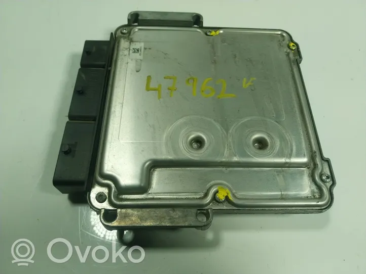 Dacia Duster Sterownik / Moduł ECU 237104128R