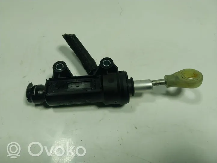 BMW X1 E84 Główny cylinder sprzęgła 21526773670