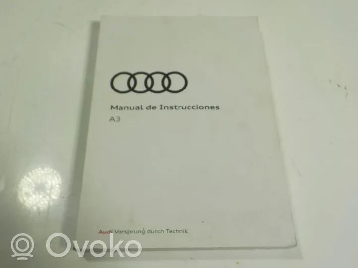 Audi A3 8Y Cerniere del vano motore/cofano 