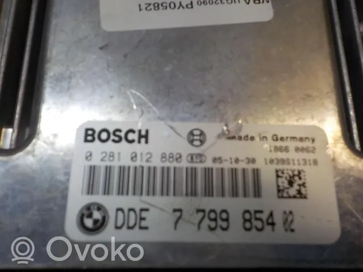 BMW 1 E81 E87 Calculateur moteur ECU 13617808124