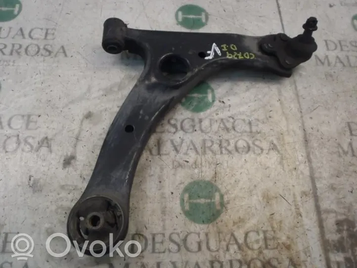 Toyota Corolla Verso E121 Triangle bras de suspension inférieur avant 4806913010