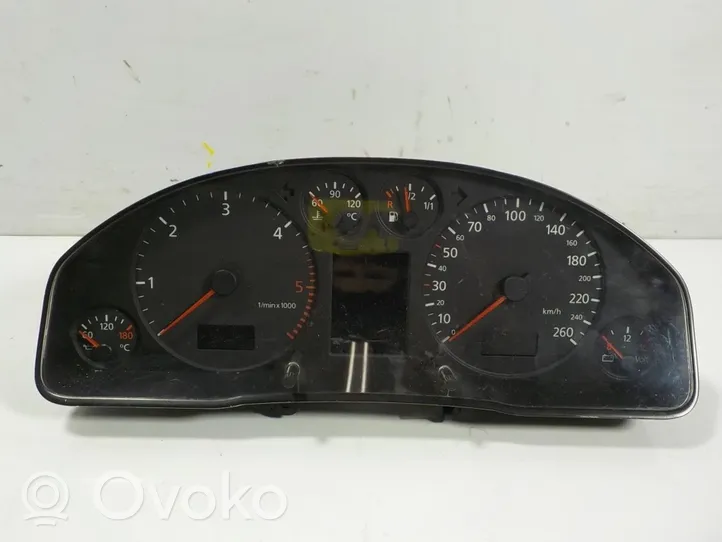 Audi A6 Allroad C5 Compteur de vitesse tableau de bord 