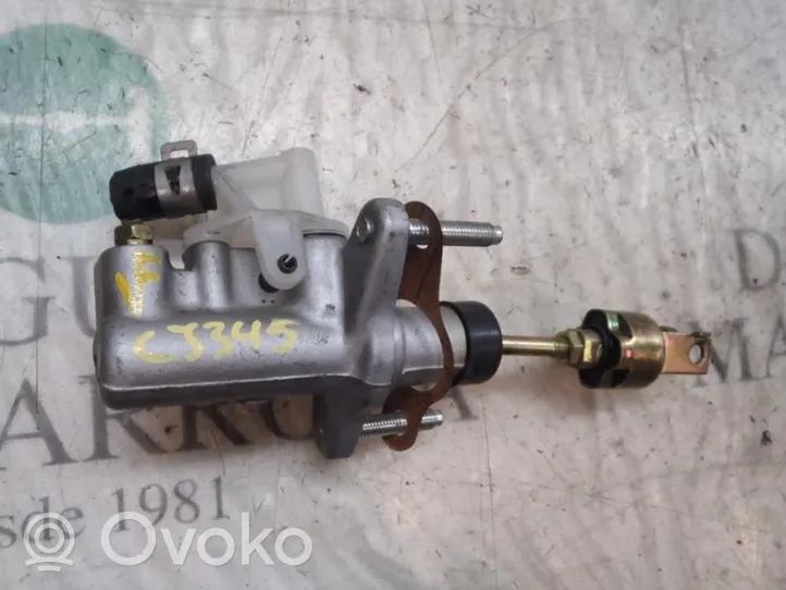 Toyota Corolla Verso E121 Główny cylinder sprzęgła 