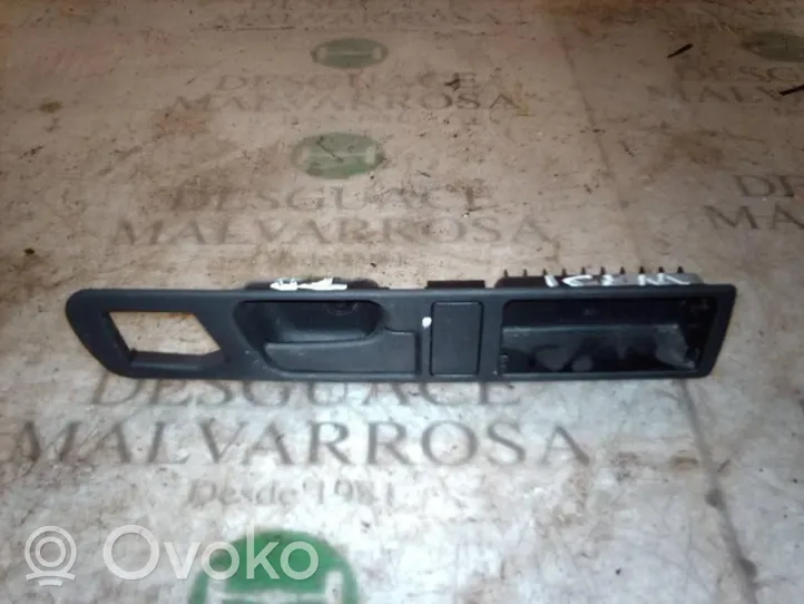 BMW 5 E34 Rear door interior handle 51228137388