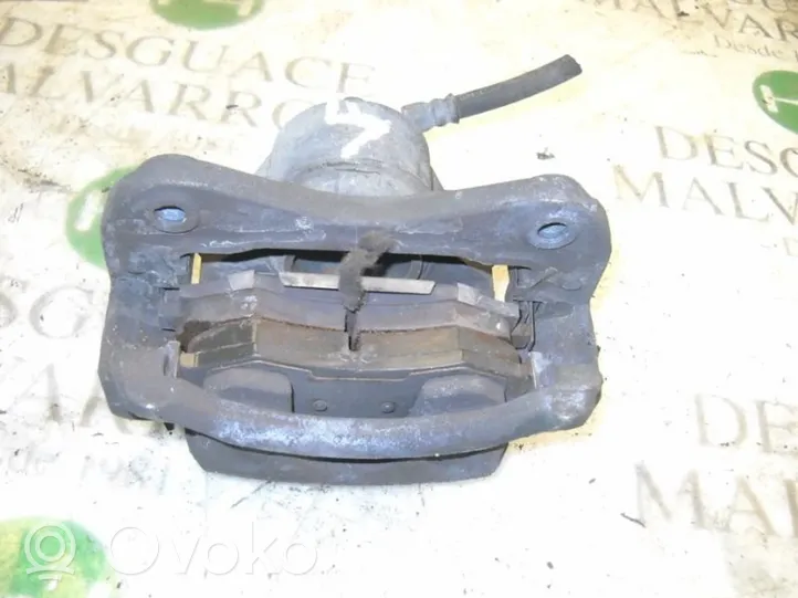 Hyundai Matrix Pinza del freno anteriore 581902DA10