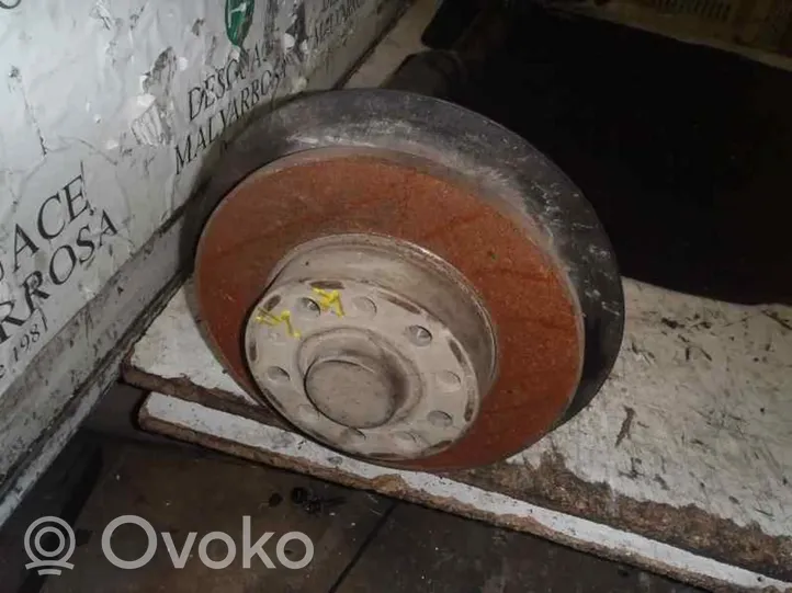 Volkswagen Caddy Rear axle beam with reductor 2K5501101E