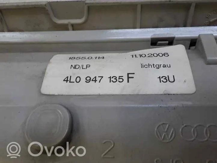 Audi Q7 4L Panel oświetlenia wnętrza kabiny 4L094714013U