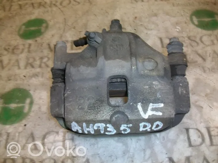 Hyundai Getz Pinza del freno anteriore 5818125A00