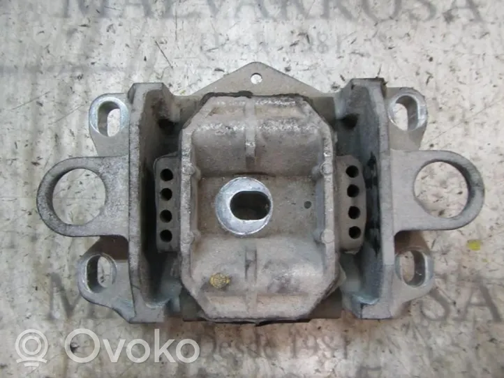 Jaguar X-Type Gearbox mount 