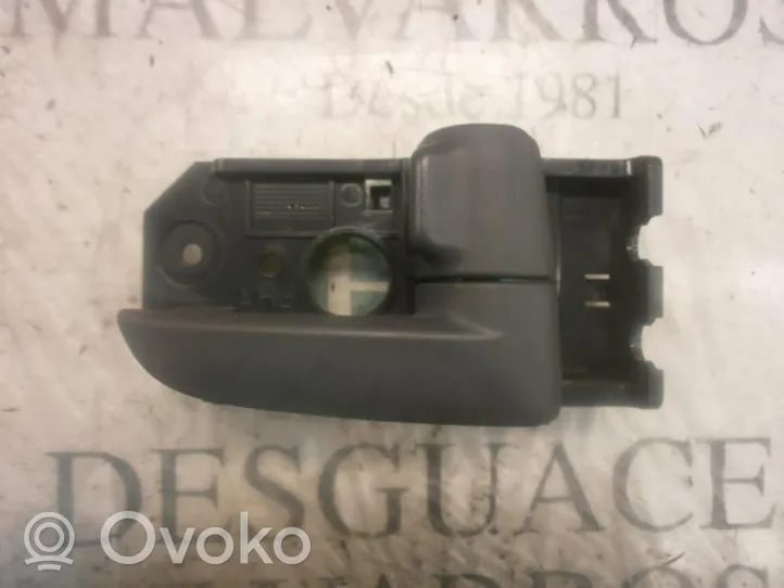 KIA Cerato Klamka wewnętrzna drzwi przednich 826202F000GW