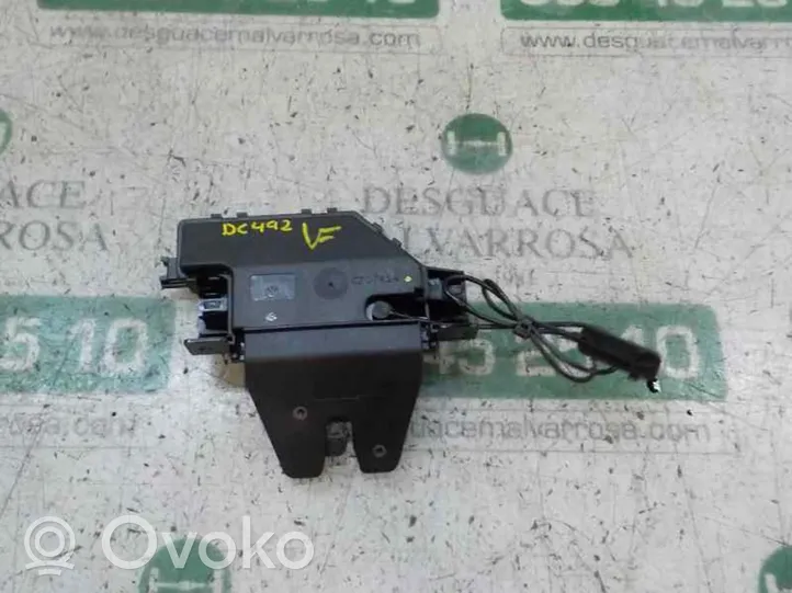 BMW 1 E81 E87 Blocco chiusura del portellone 51247840617