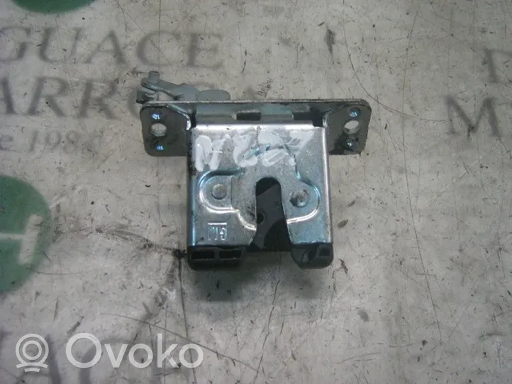 Opel Corsa B Tailgate lock latch 