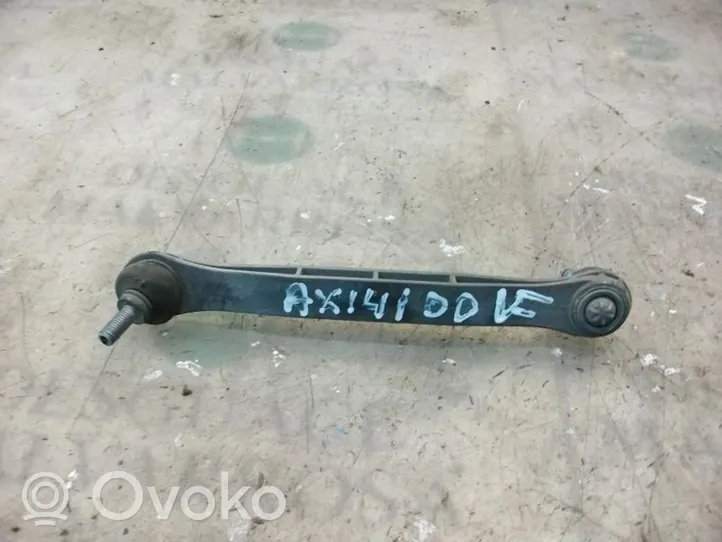 Ford Mondeo Mk III Priekinė stabilizatoriaus traukė 