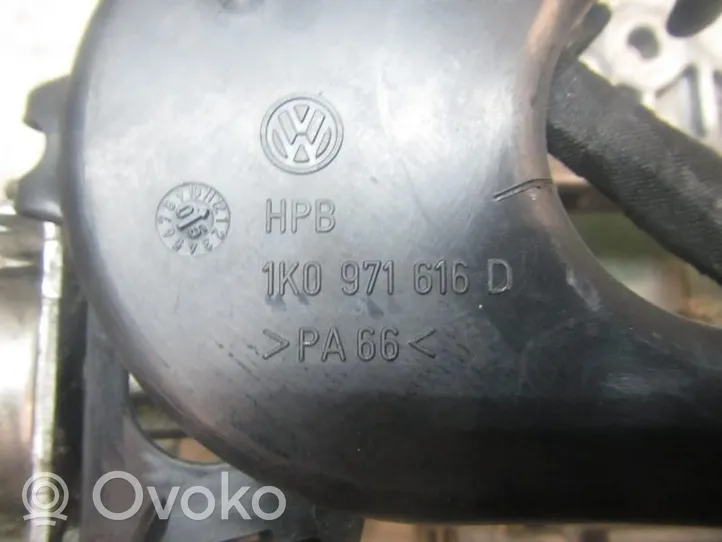 Volkswagen Golf SportWagen Ohjauspyörän akseli 1K1419502AB