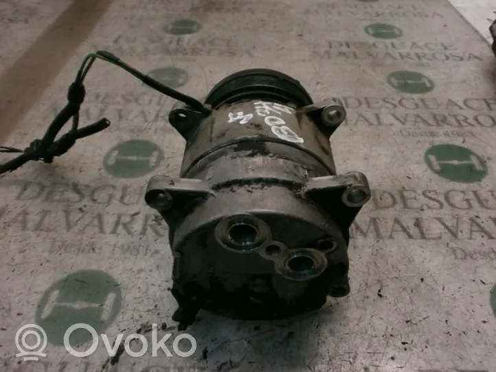 Renault Clio I Air conditioning (A/C) compressor (pump) 