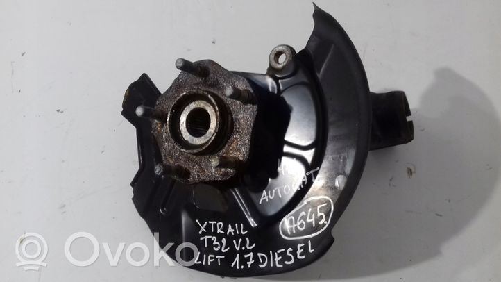 Nissan X-Trail T32 Front wheel hub 